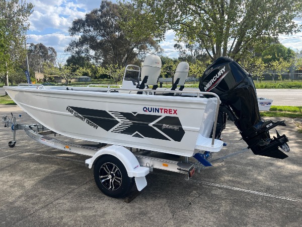 F440 HORNET TROPHY MERC 60HP...